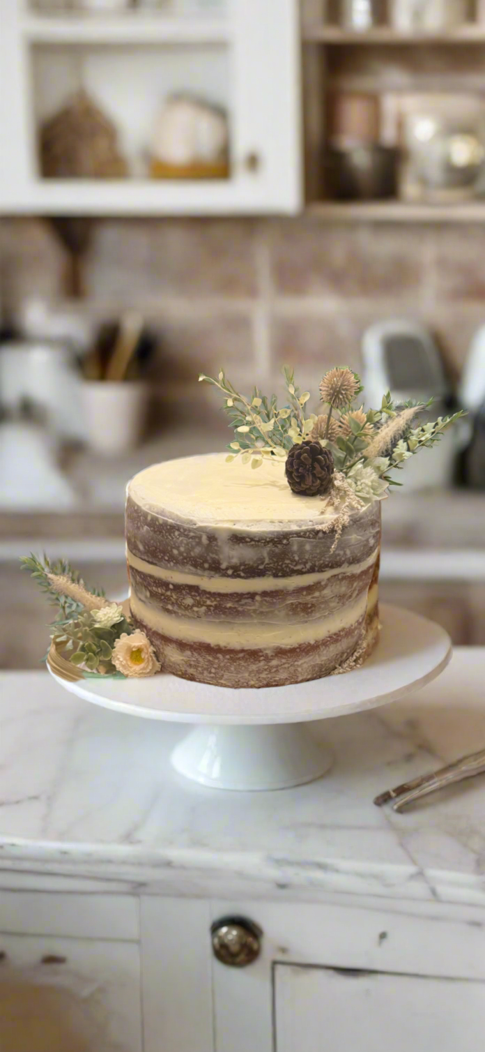 Naked cake (decor not included)